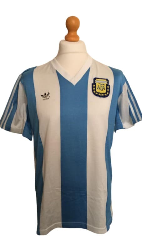 Argentina 1989-90 home kit