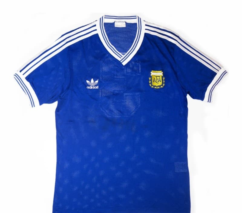 Argentina 1990 away kit