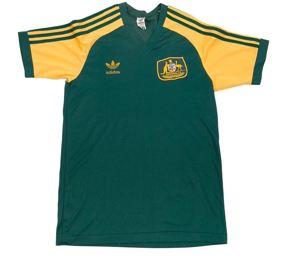 Australia 1982 away kit