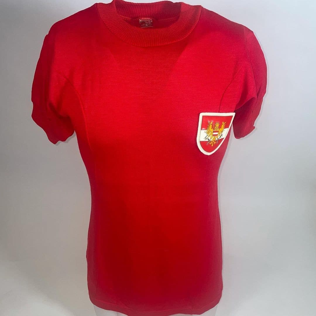 Austria 1976-77 away kit