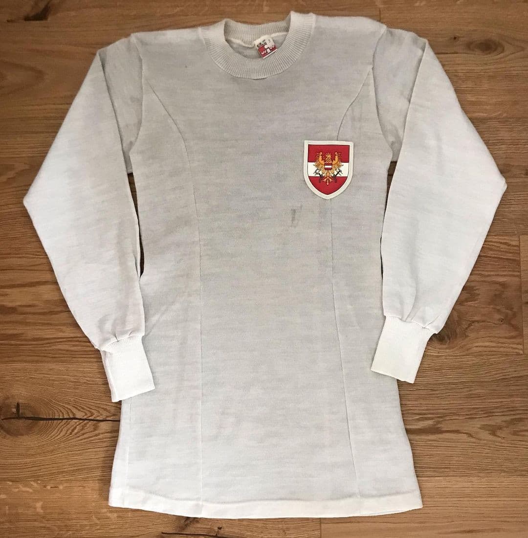 Austria 1976 away kit