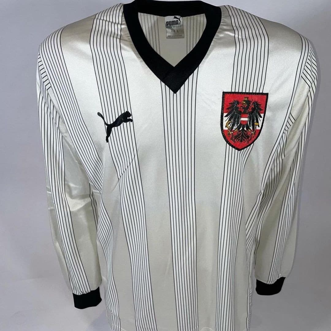 Austria 1989 away kit
