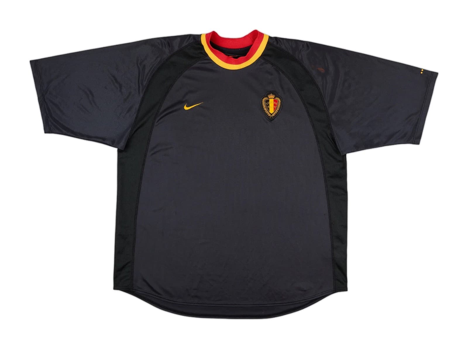Belgium 2000 away kit