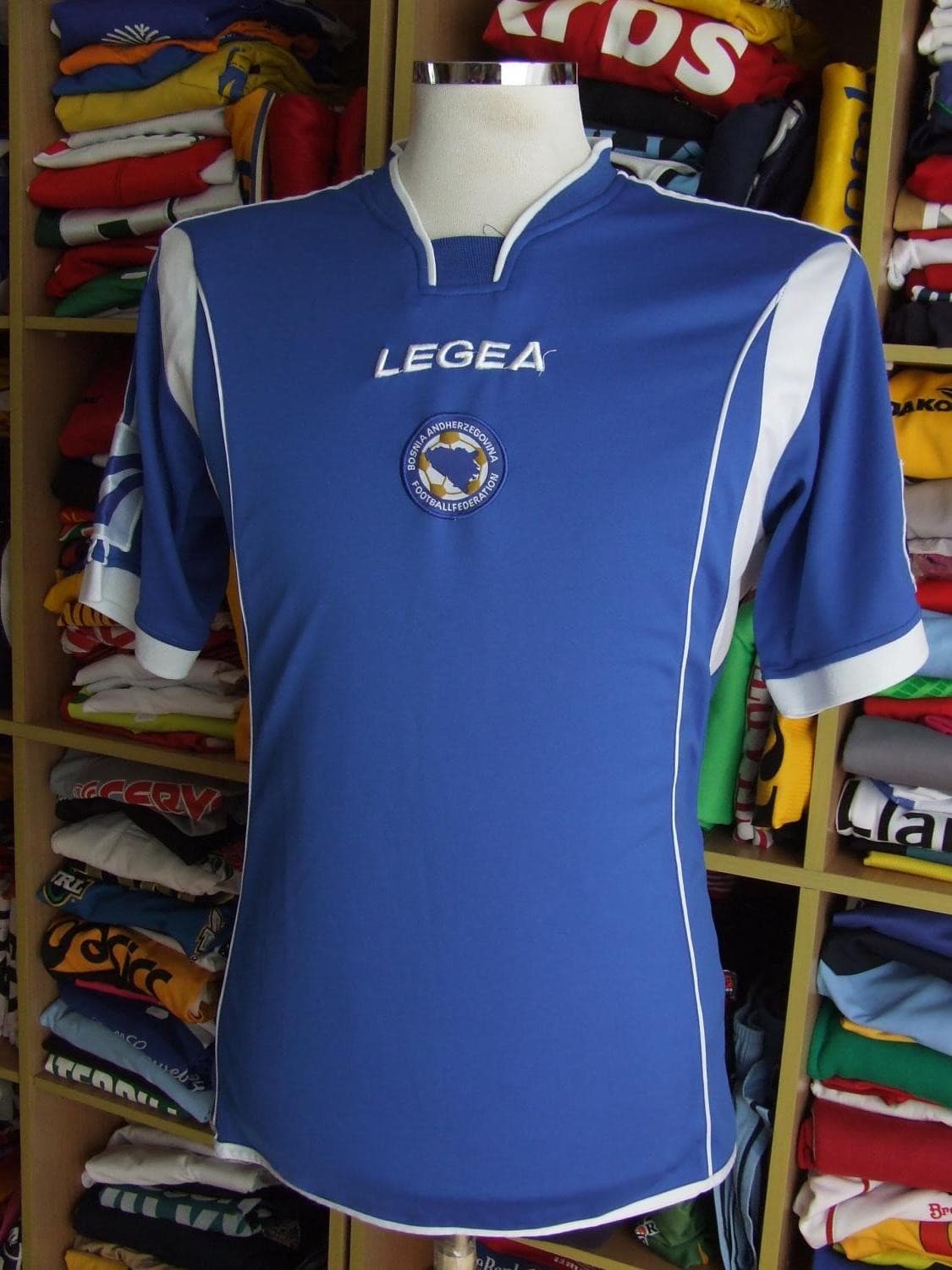 Bosnia Herzegovina 2006 away kit