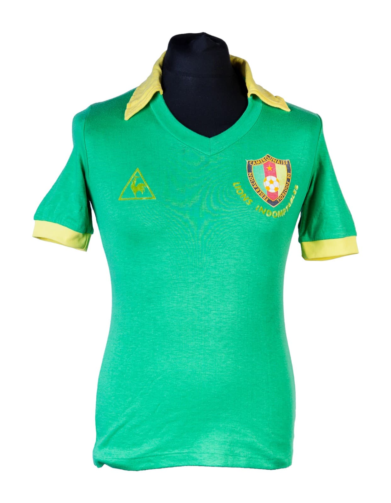 Cameroon 1982 home kit