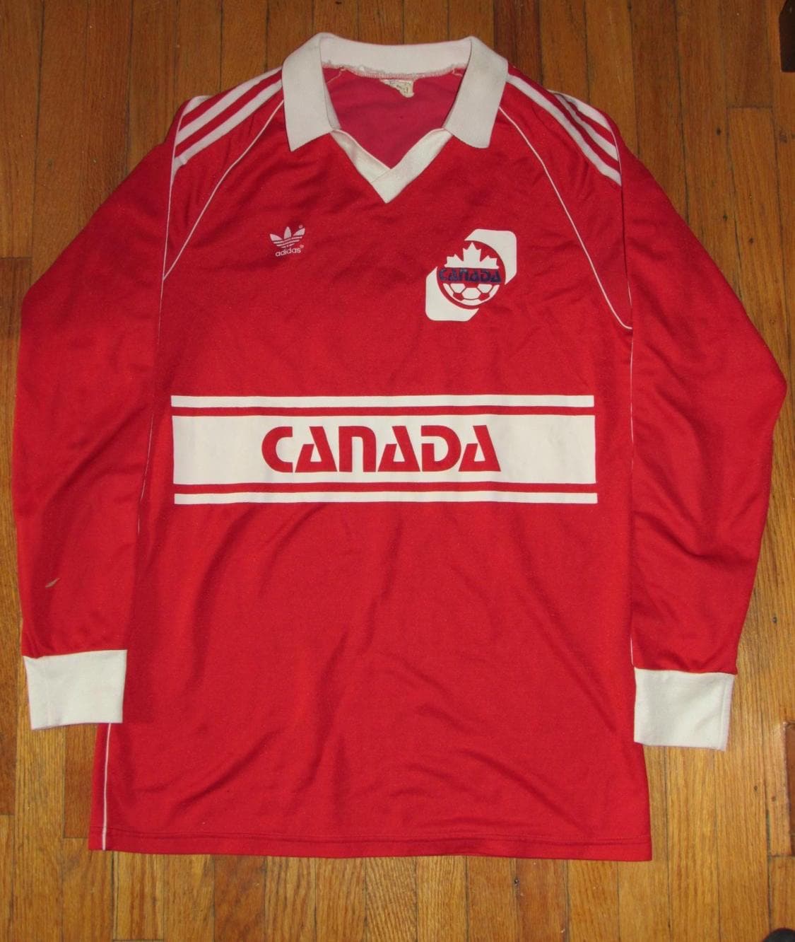 Canada 1981 home kit