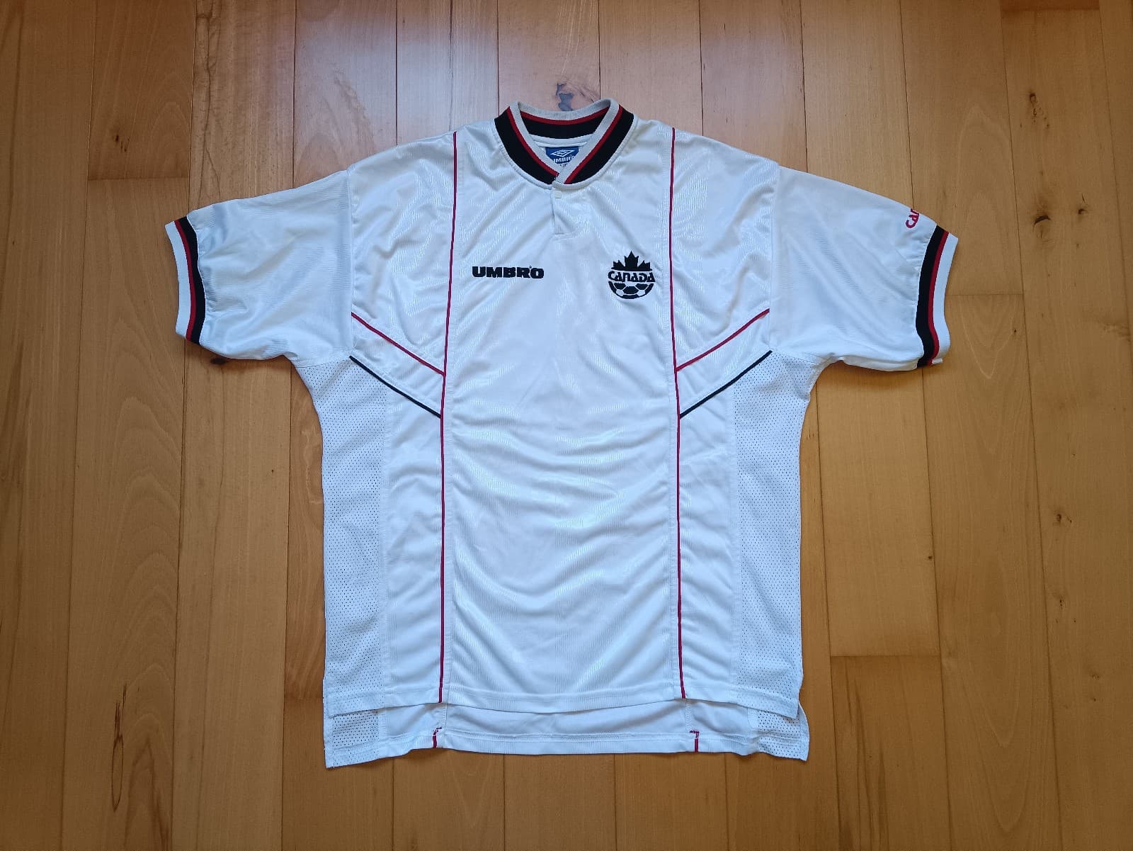 Canada 1998 away kit