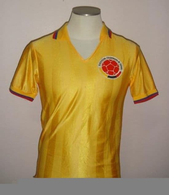 Colombia 1985 away kit
