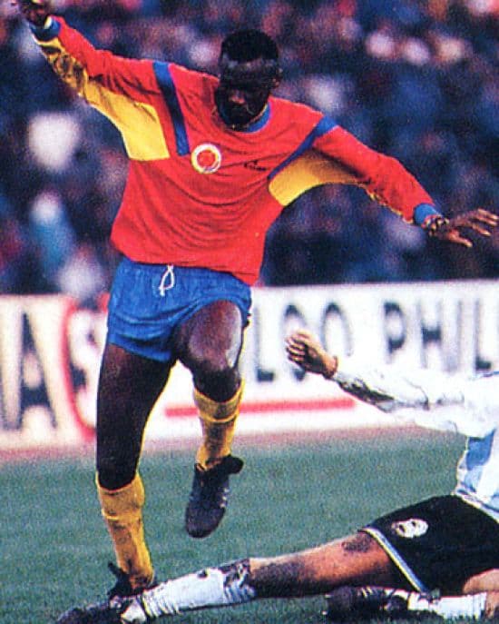 Colombia 1991 away kit