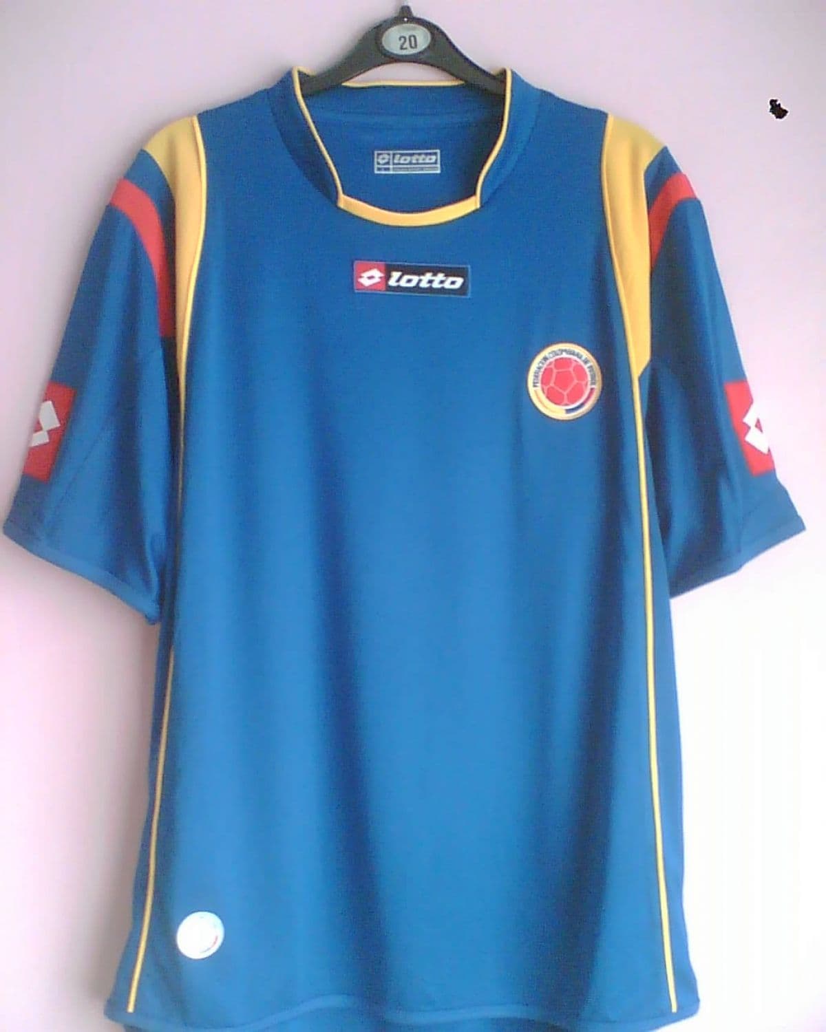 Colombia 2009 away kit