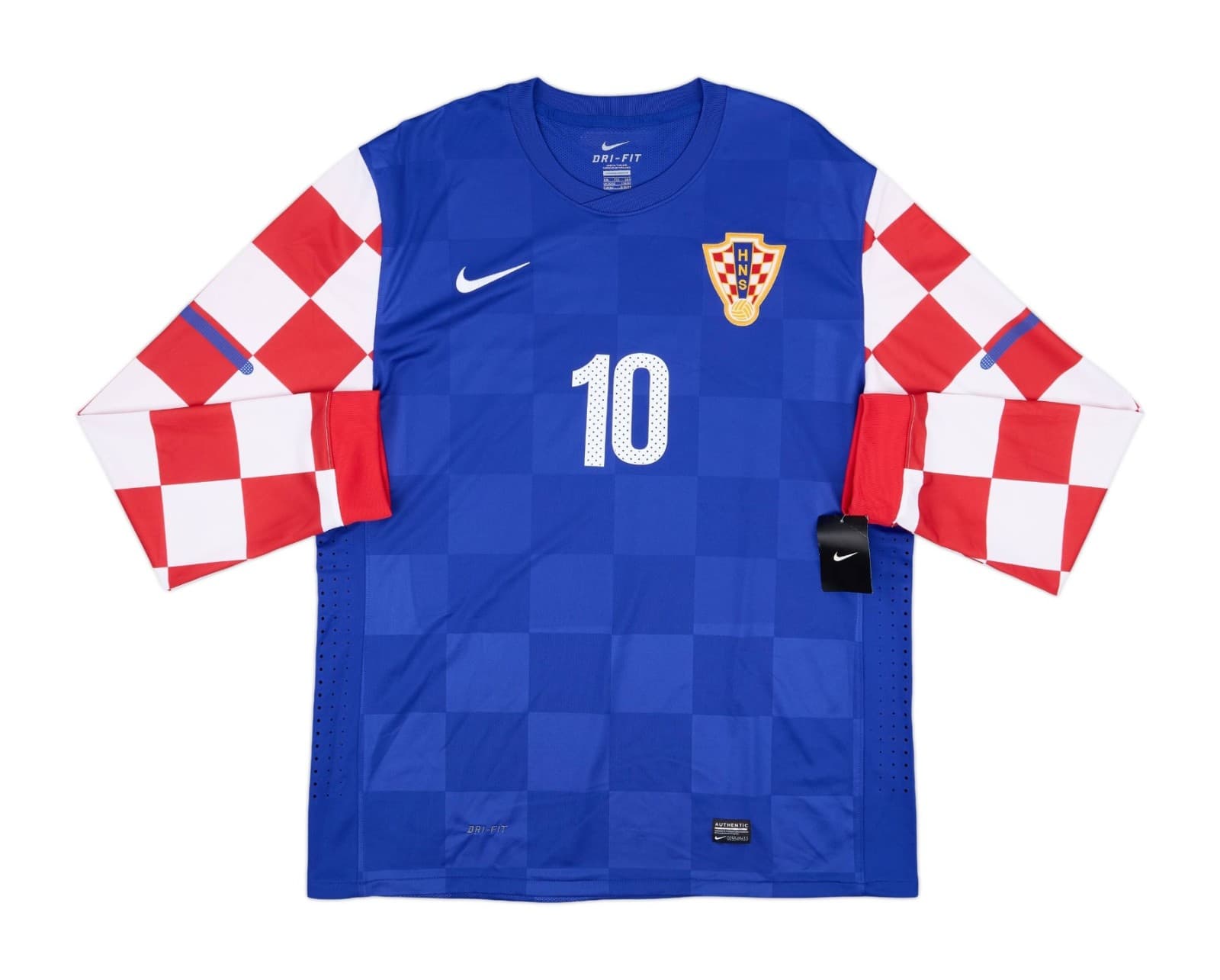 Croatia 2010 away kit