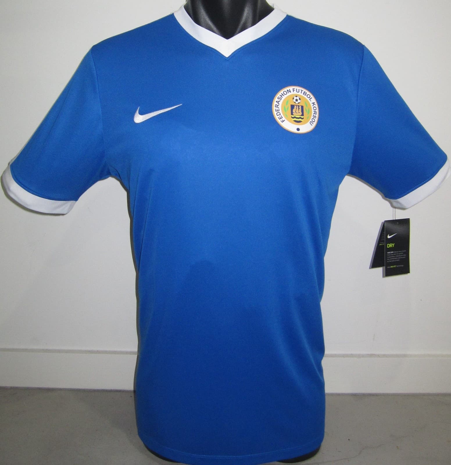 Curacao 2018 home kit