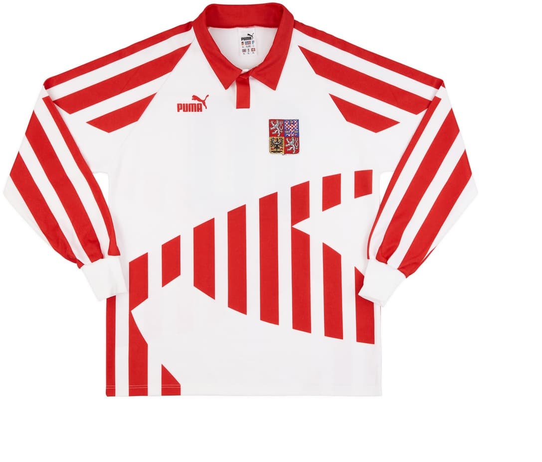 Czech Republic 1994 away kit