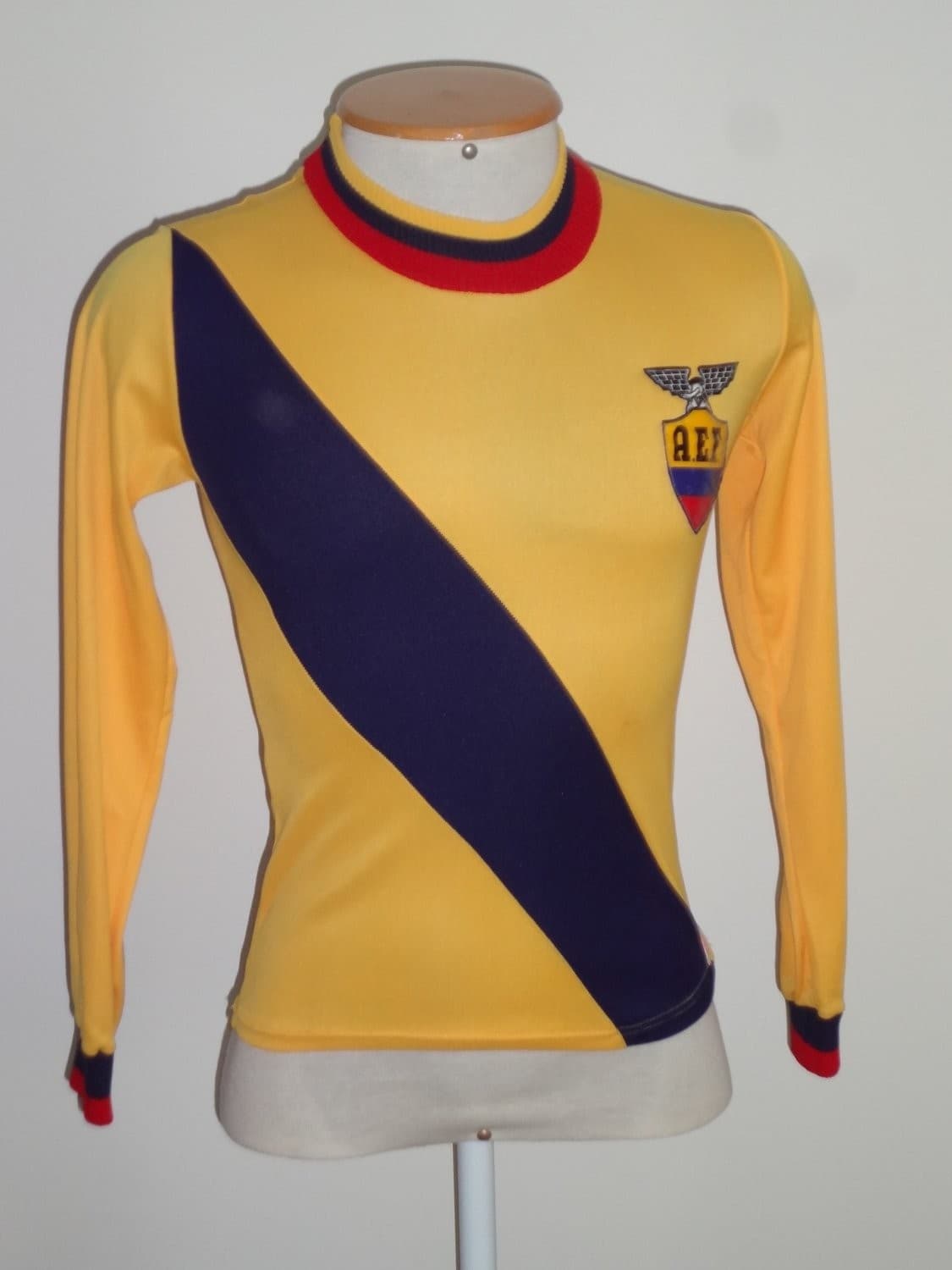 Ecuador 1980 home kit
