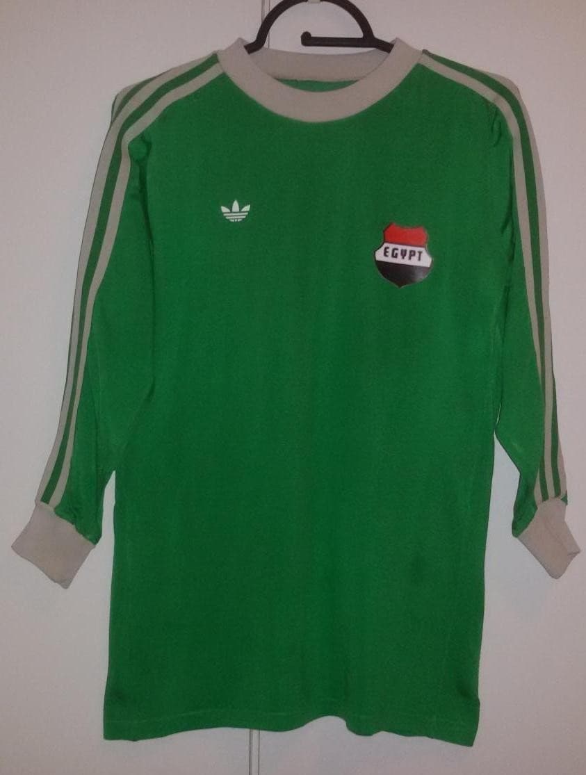 Egypt 1984 away kit