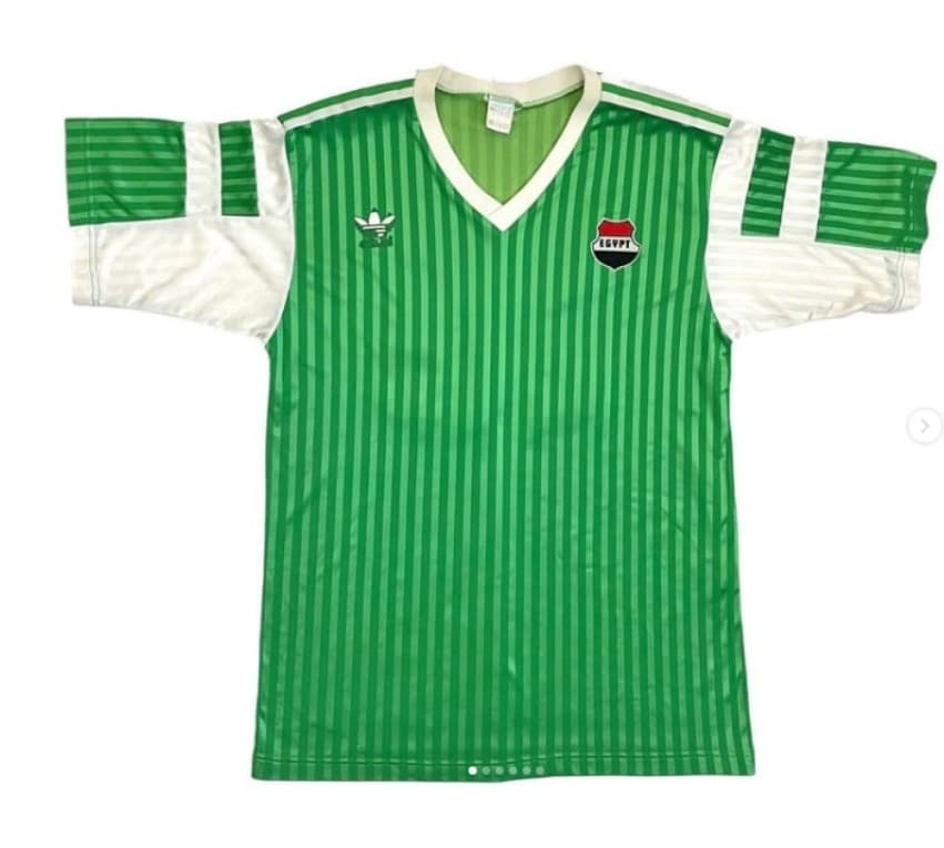 Egypt 1990 away kit