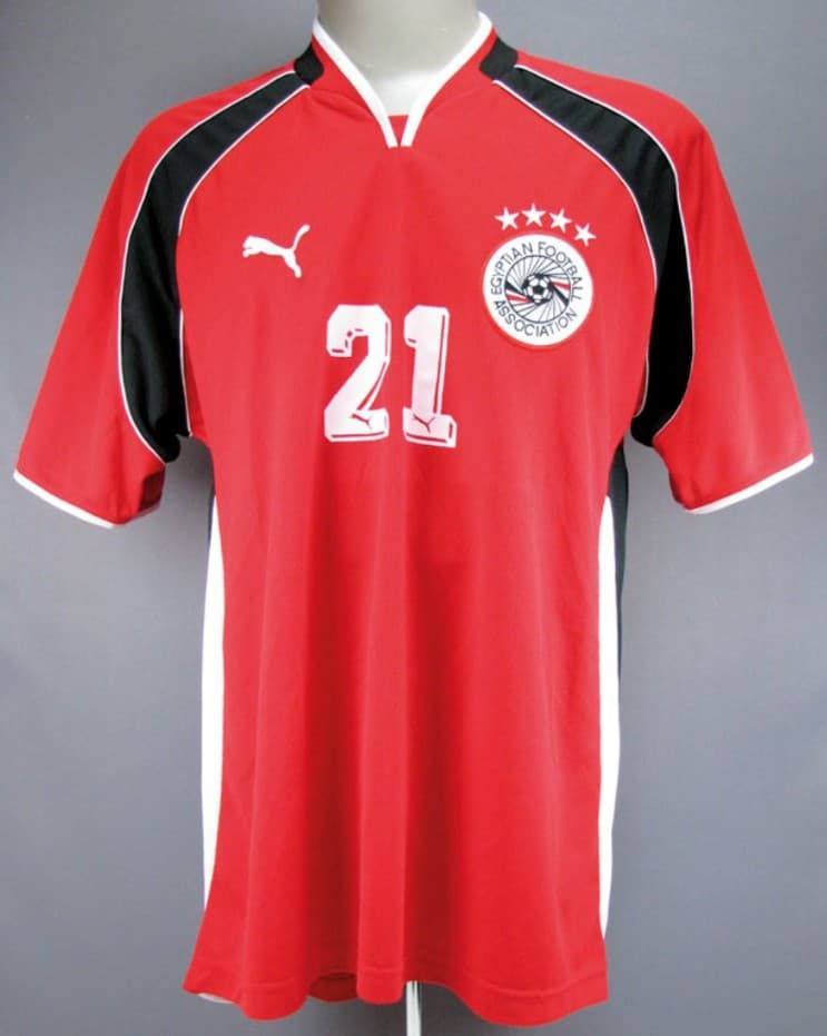 Egypt 2001-02 home kit