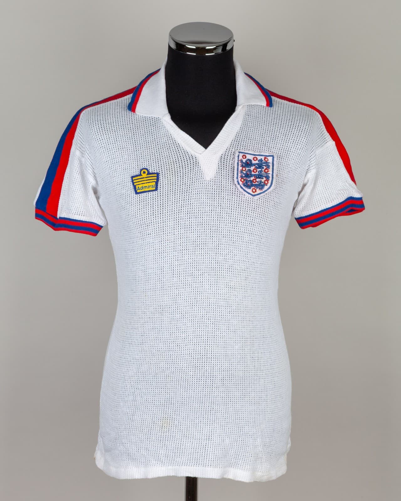 England 1975 home kit