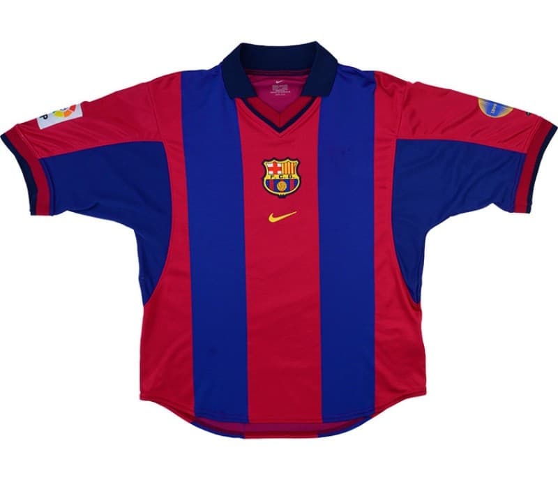 FC Barcelona 2000-2001 home kit