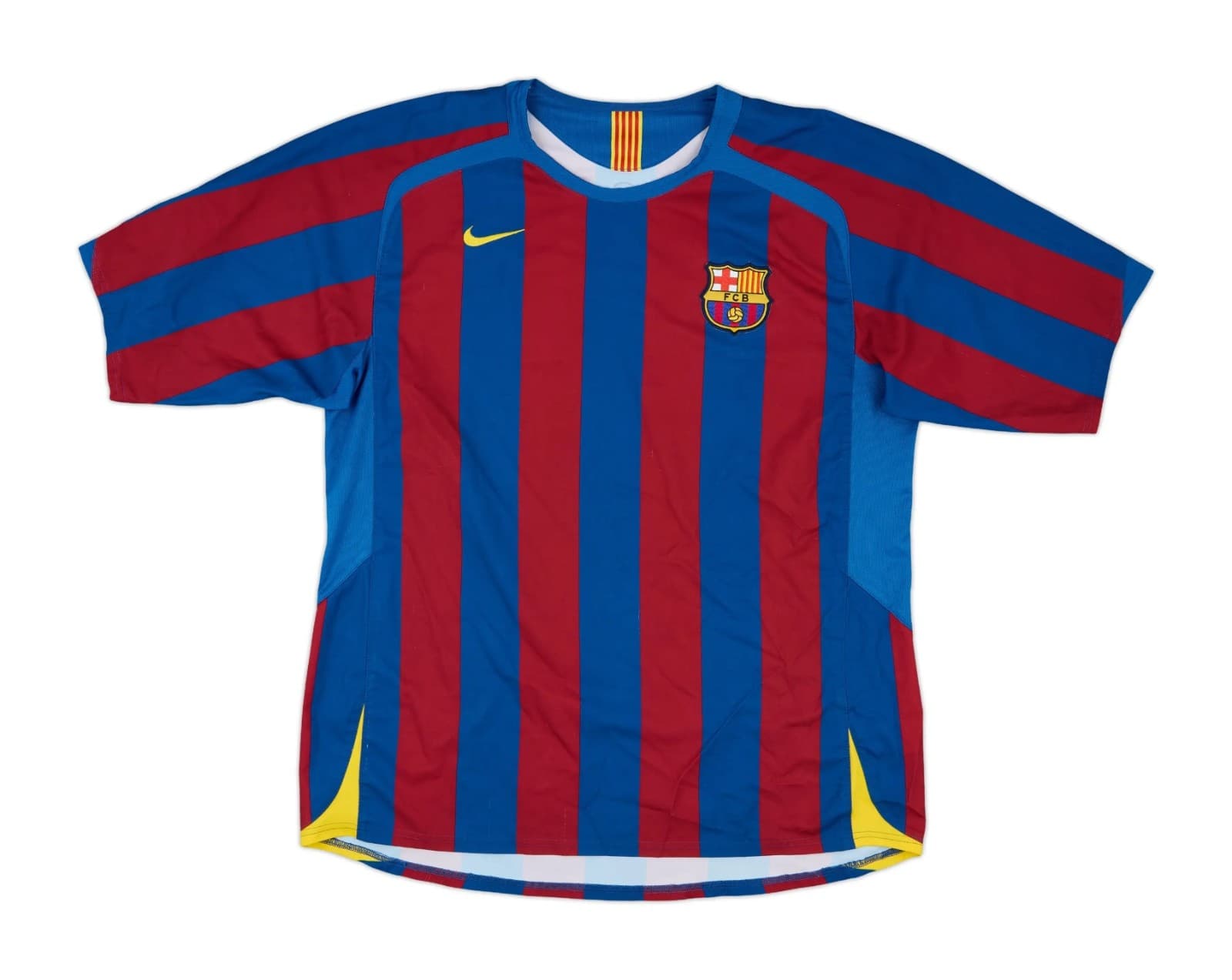 FC Barcelona 2005-2006 home kit