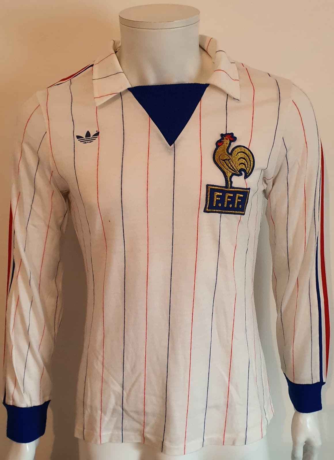France 1983 away kit