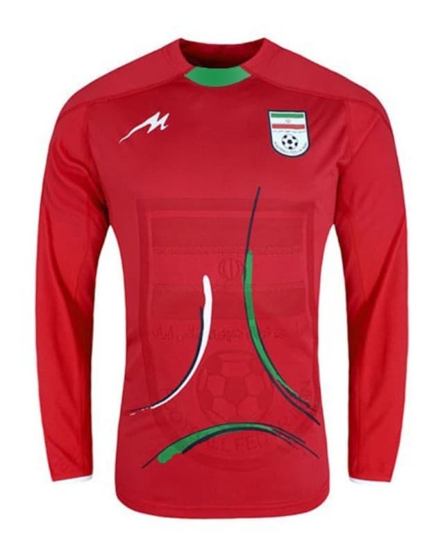 Iran 2009 away kit