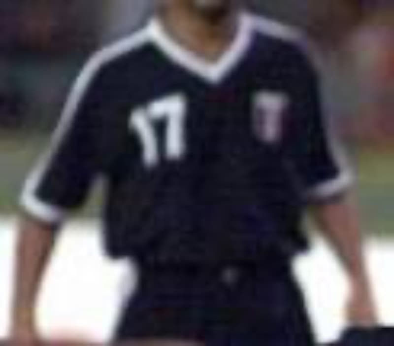 Iraq 2001 away kit