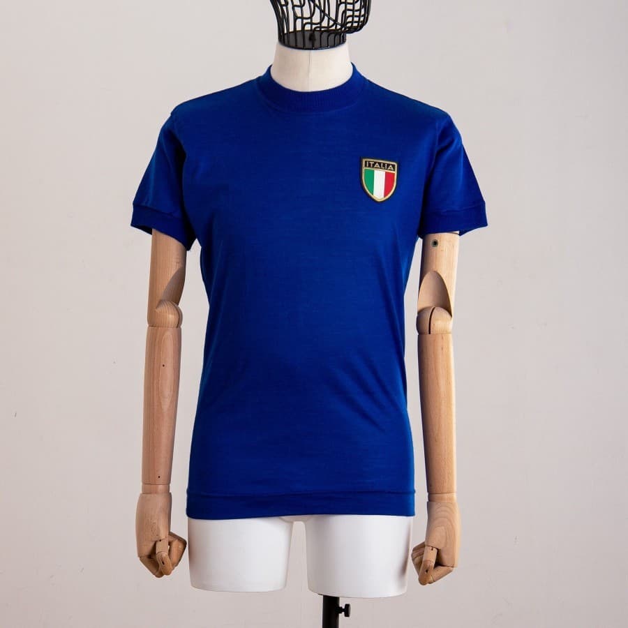 Italy 1970 home kit