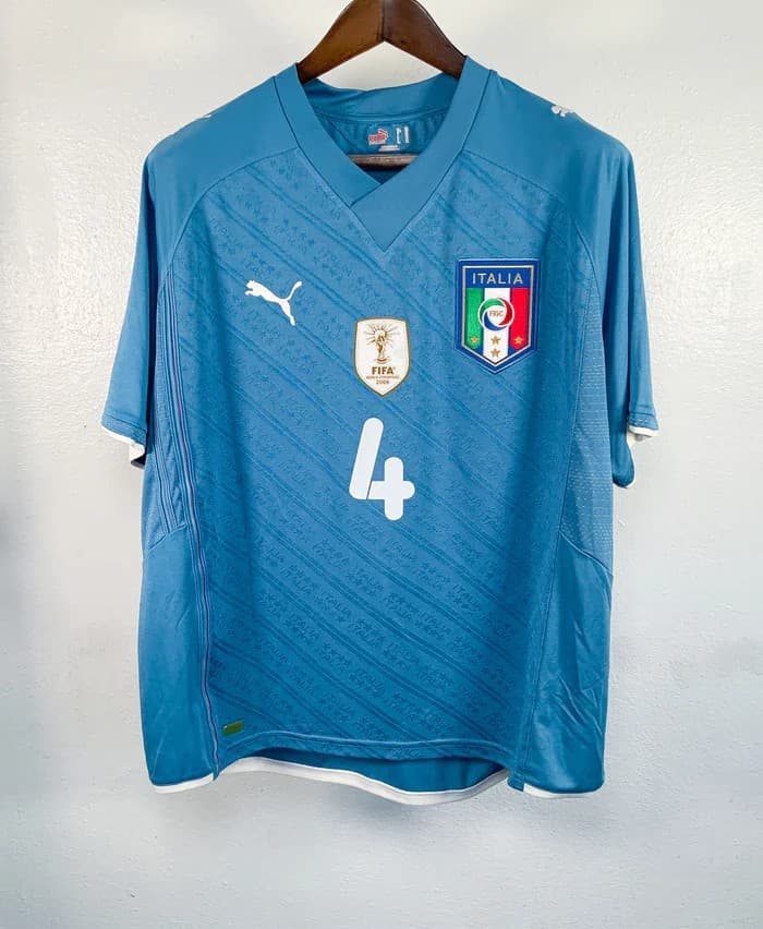 Italy 2009 home kit