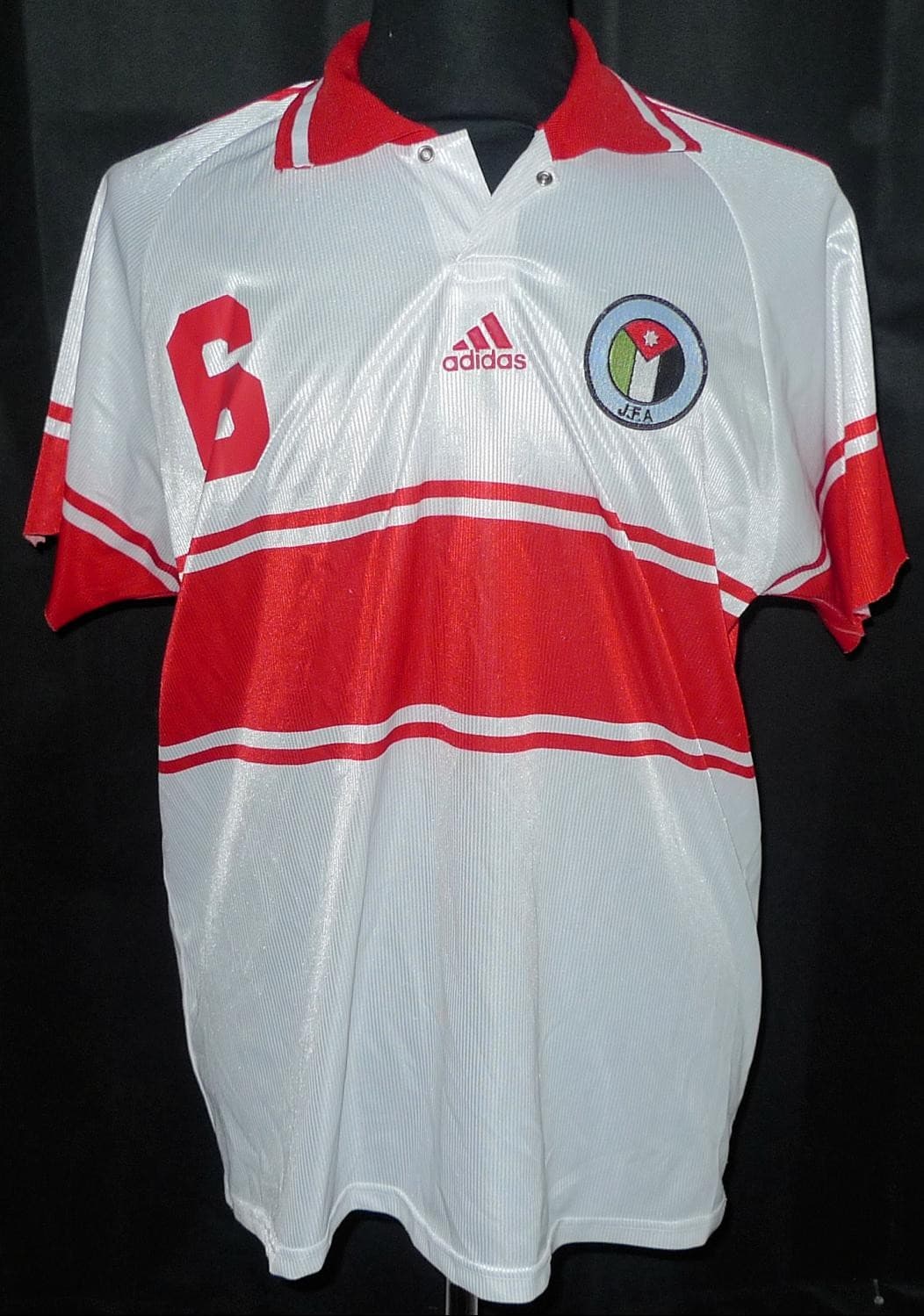 Jordan 2000 away kit