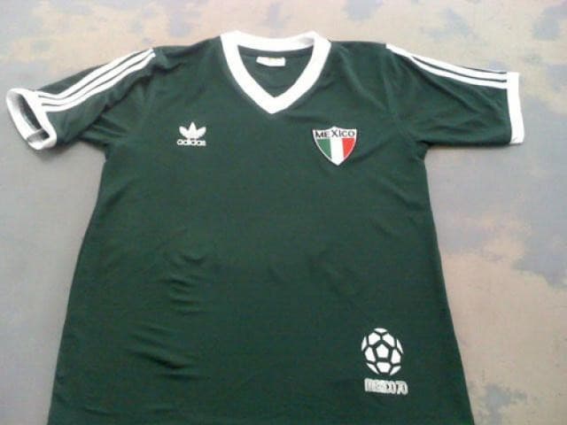 Mexico 1985 home kit