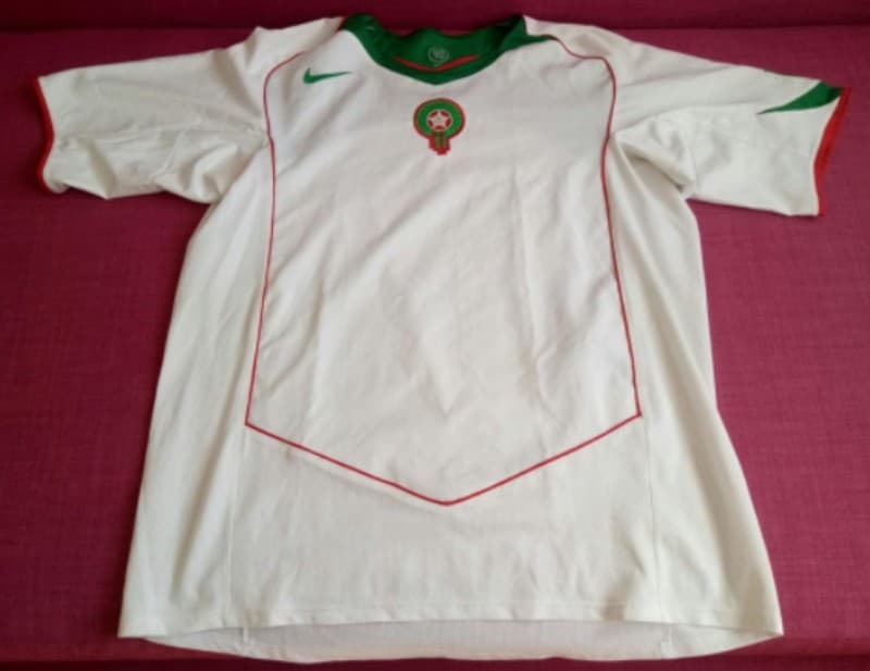 Morocco 2004 away kit