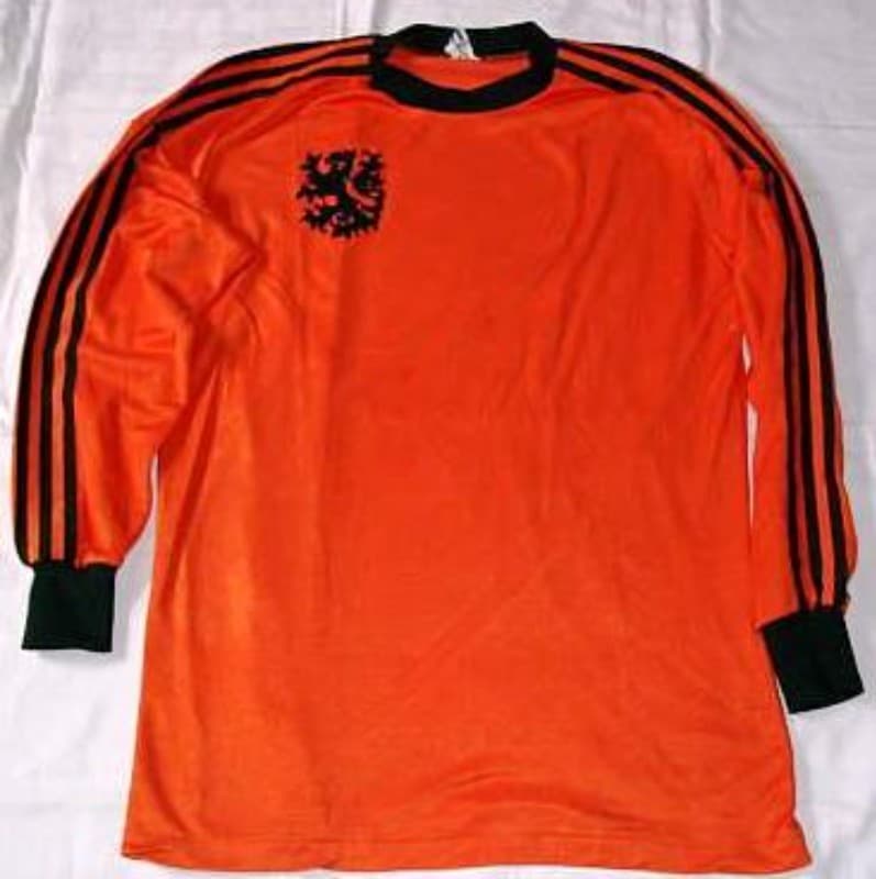 Netherlands 1977 home kit