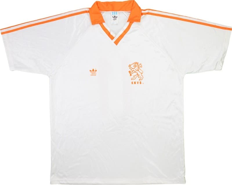 Netherlands 1990 away kit