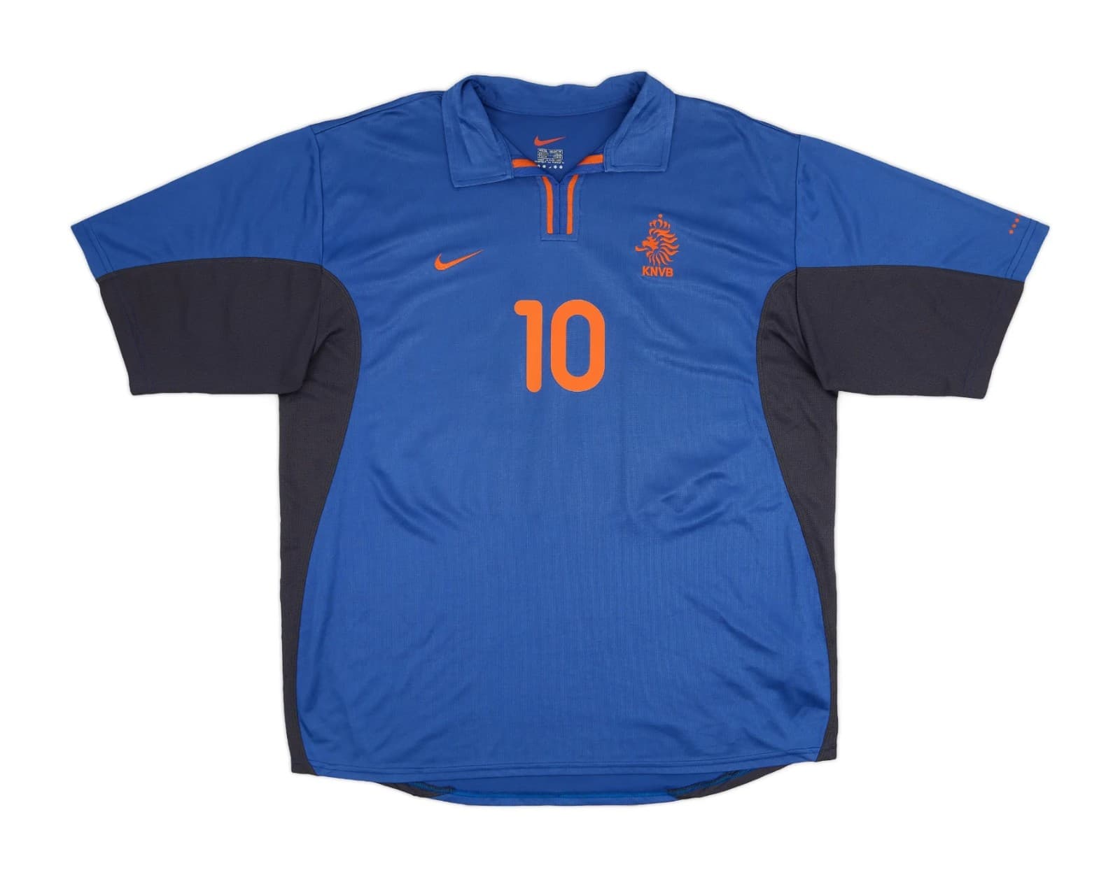 Netherlands 2000 away kit