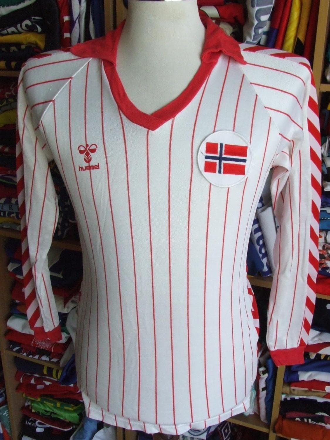 Norway 1982 away kit