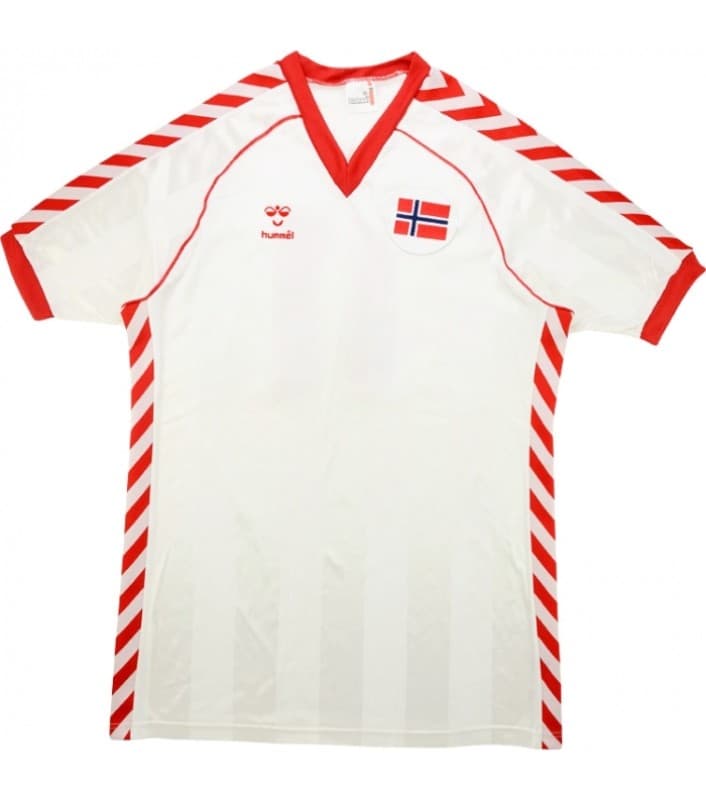 Norway 1984 away kit