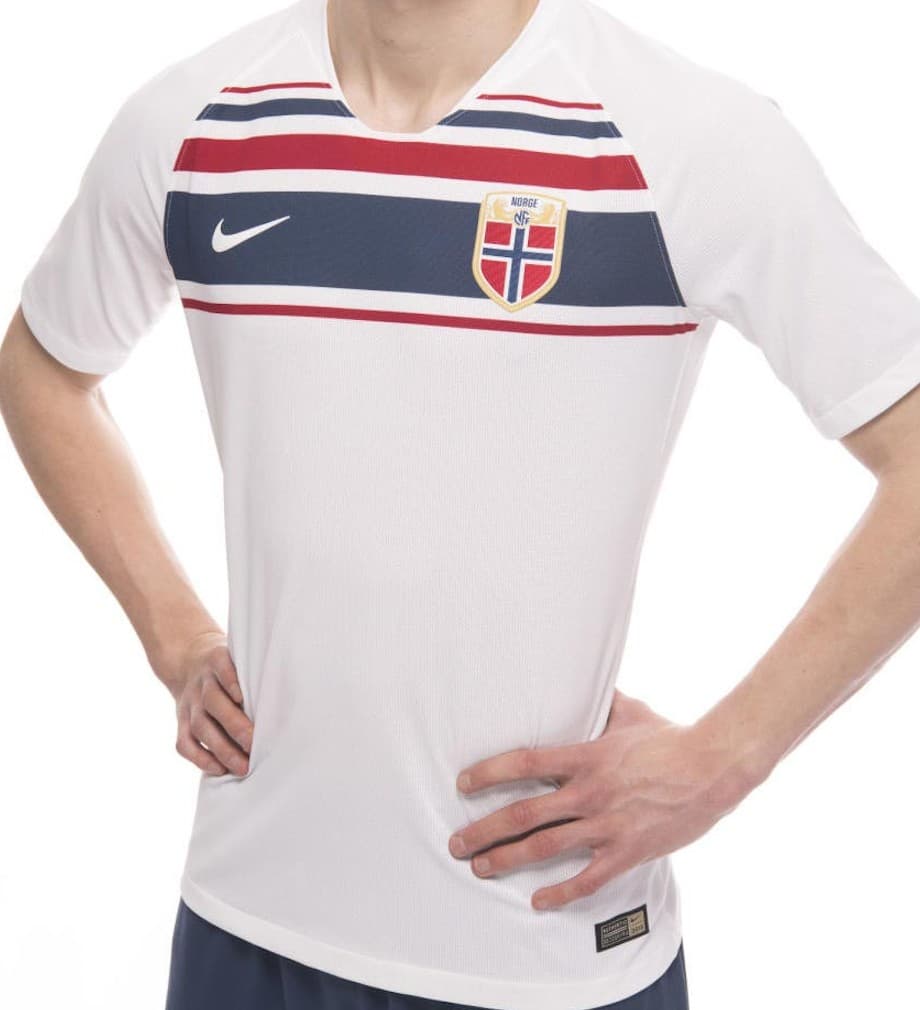 Norway 2018 away kit