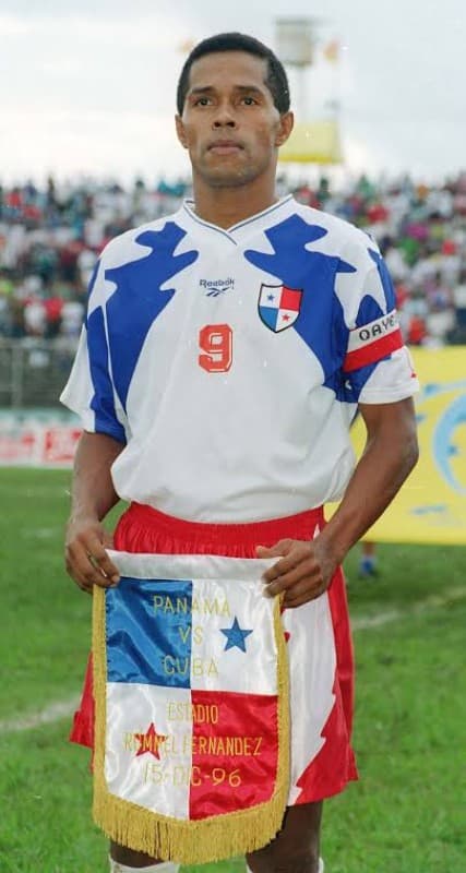 Panama 1996 away kit
