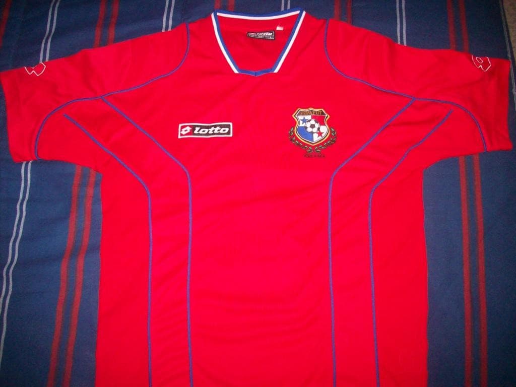 Panama 2002 home kit