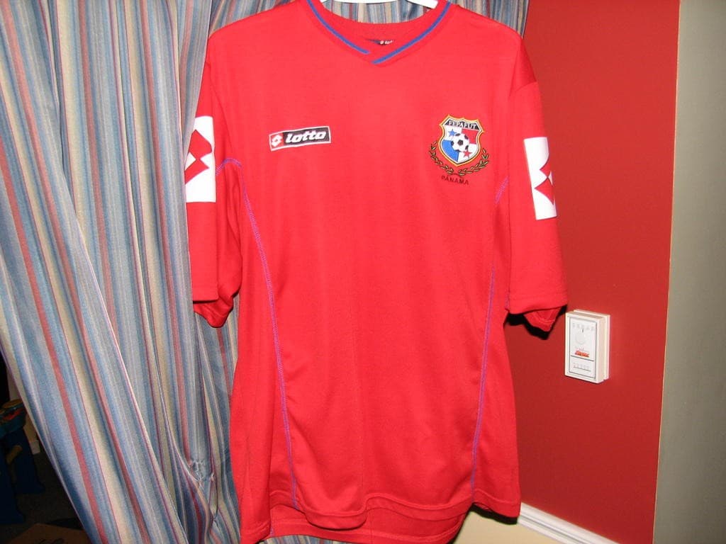 Panama 2008 home kit