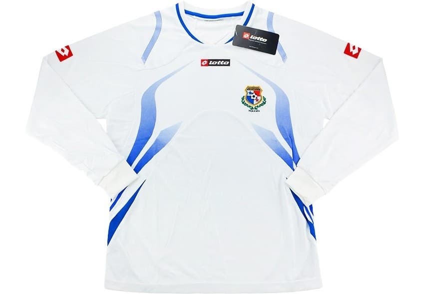 Panama 2010 away kit