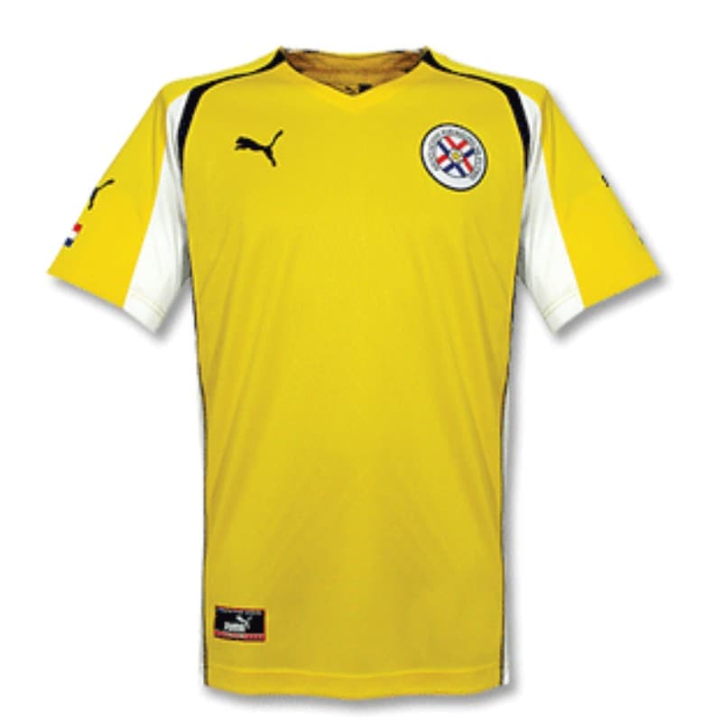 Paraguay 2004 away kit