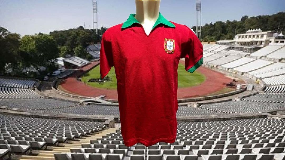 Portugal 1972 home kit
