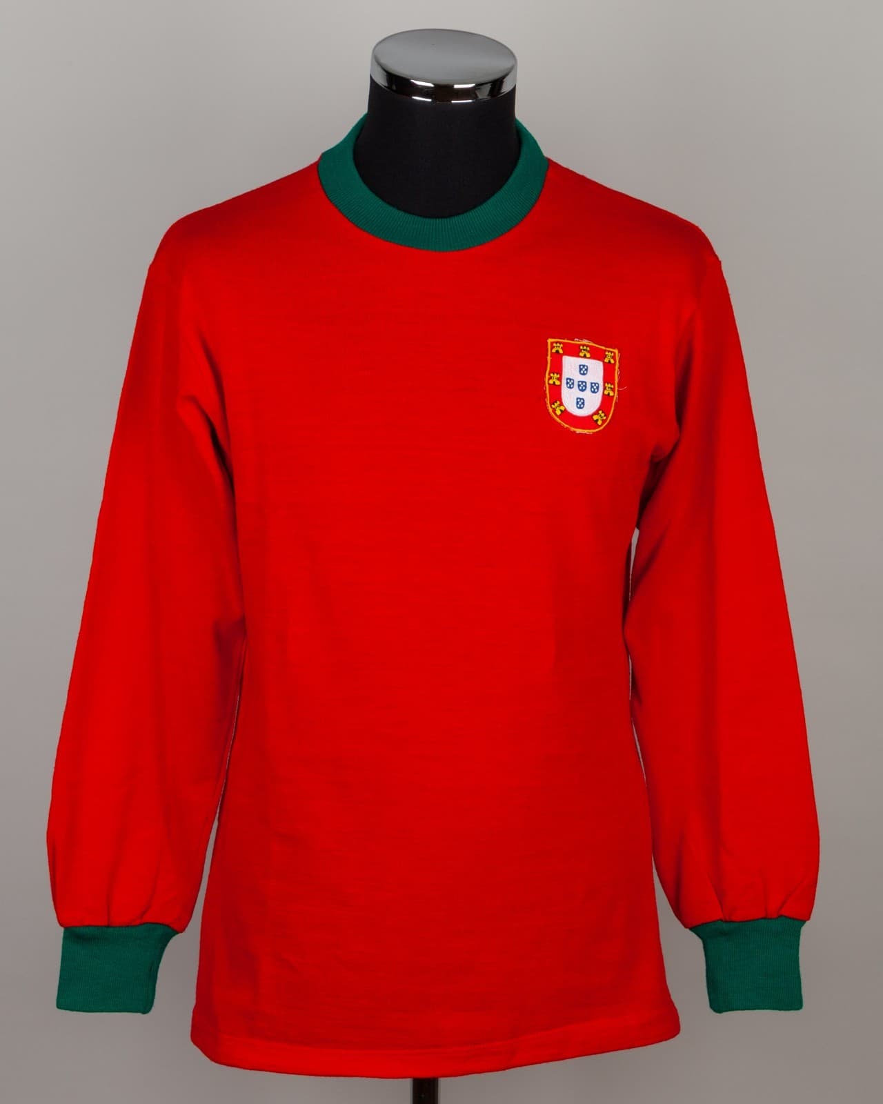 Portugal 1976 home kit