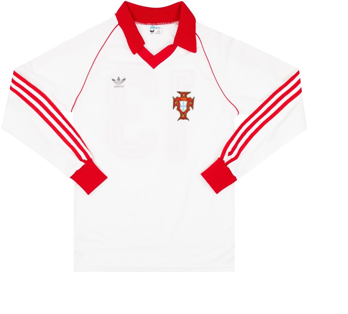 Portugal 1982 away kit