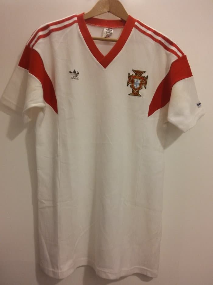 Portugal 1988 away kit