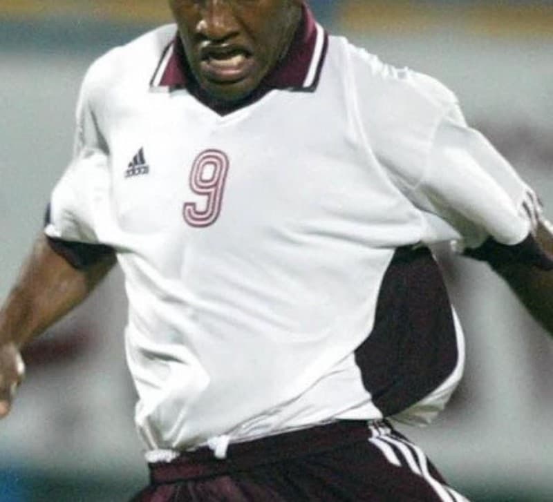 Qatar 2002 away kit