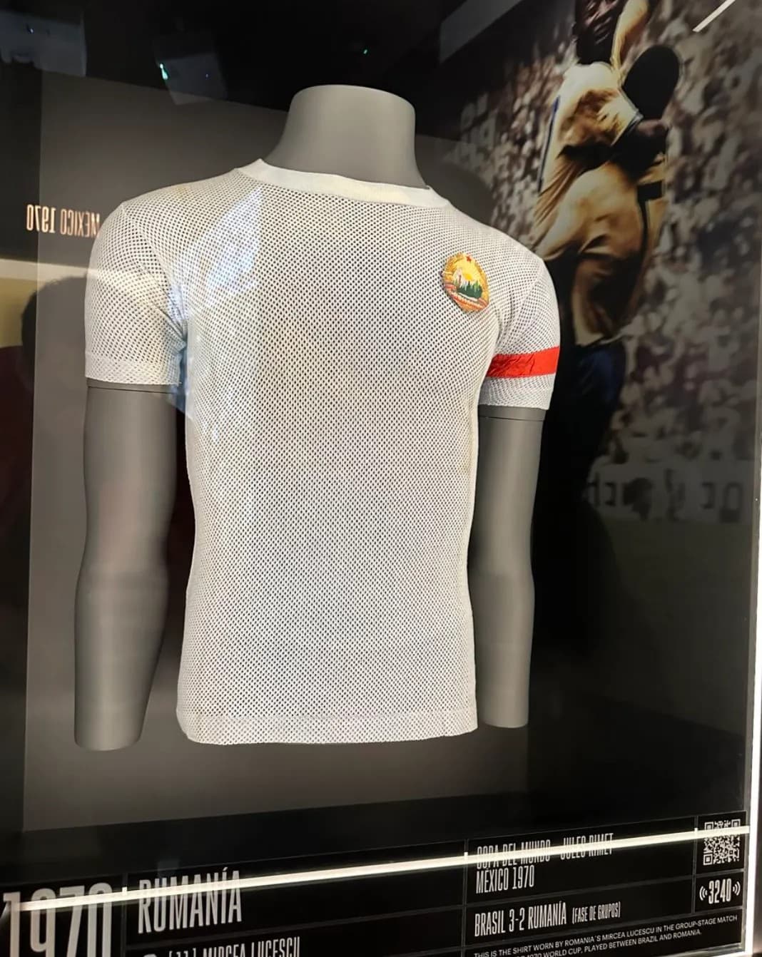 Romania 1970 away kit