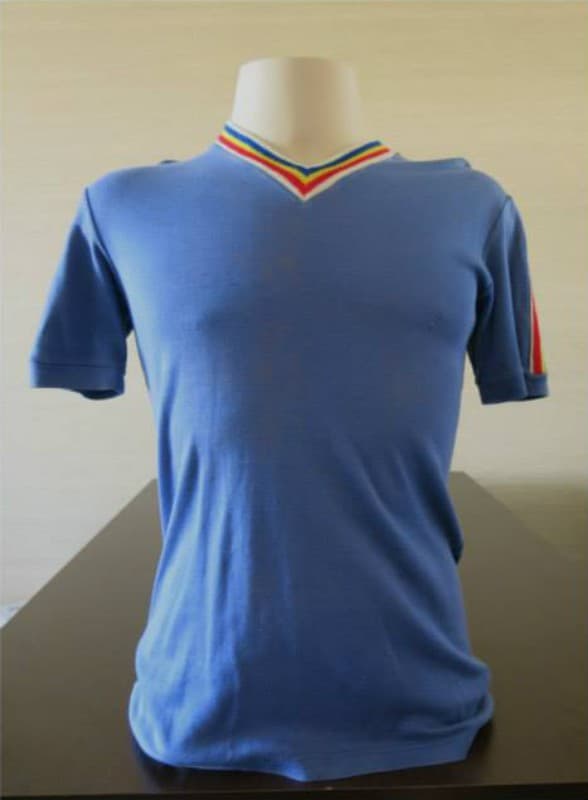 Romania 1972 away kit